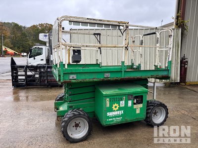 2015 JLG 260MRT Diesel 4x4 Scissor Lift