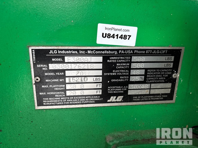 ELEVADOR ARTICULADO 2013 JLG E300AJ