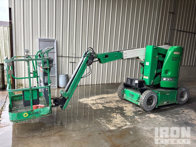 ELEVADOR ARTICULADO 2013 JLG E300AJ