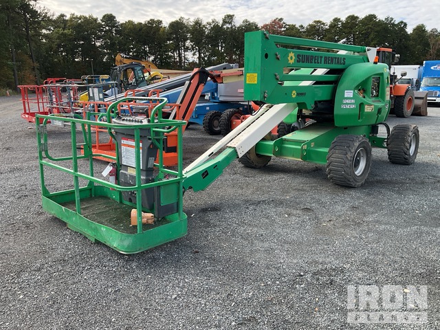 ELEVADOR ARTICULADO 2014 JLG 4WD 450A