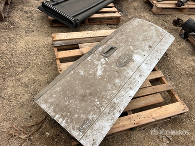 Ford F-250 Tailgate