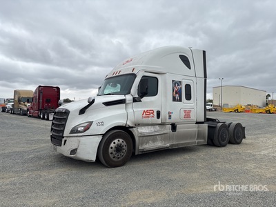 2022 Freightliner Cascadia 126 6x4 T/A Sleeper Truck Tractor