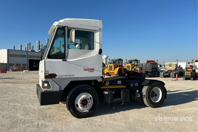 2017 Kalmar Ottawa T2 4x2 Spotter Truck