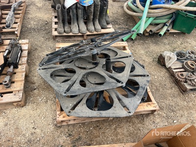 Quantity of John Deere Flex Header Parts