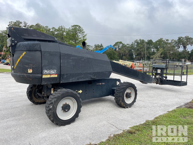 ELEVADOR TELESCóPICO 2015 JLG 4WD 600S