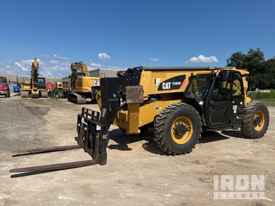 2019 Cat TL1055D Chariot élévateur télescopique