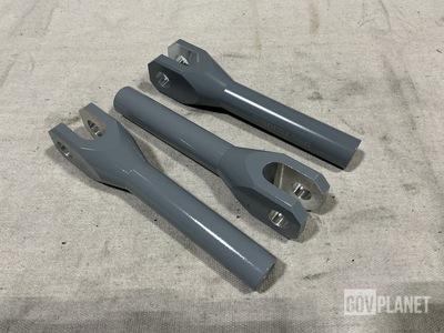 (490) 201124264-01 Steering Tie Rods