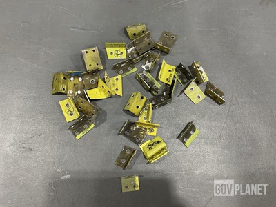(39) Boeing 35-8644-74 Clips