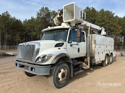 2008 L4045 45 ft on 2009 International 7500SBA 6x4 Extended Cab Camion de cubo