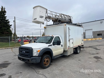 40 ft on 2015 Ford F-550 4x2 バケツトラック