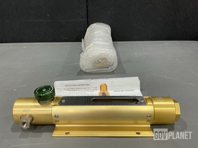 (2) Gammon Technical GTP-534-PB-PH-30-A-O Pressure Indicators
