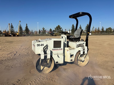 1998 Ingersoll Rand DD24 Double Drum Roller