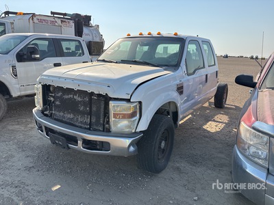 2010 Ford F-350 XL 4x4 Crew Cab Cab and Chassis (Inoperable)