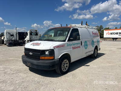 2009 Chevrolet Express 1500 Cargo Van
