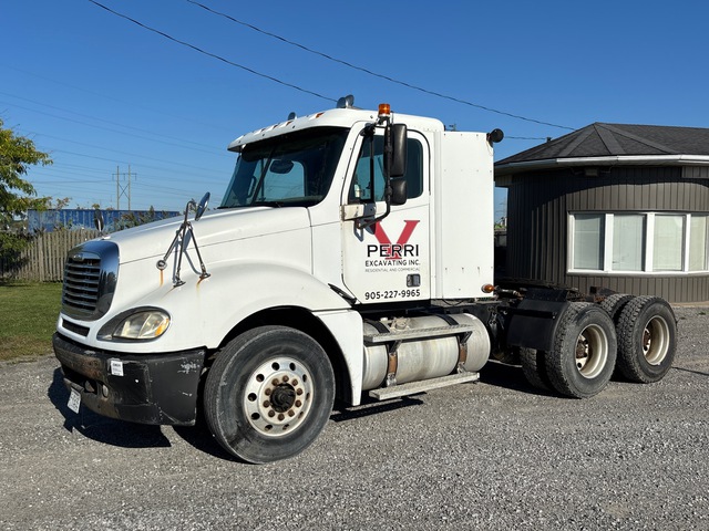 2006 Freightliner Columbia 120 6x4 T/A Day Cab Truck Tractor