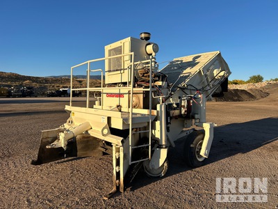 2002 Cedarapids MS2 Asphalt Transfer Machine
