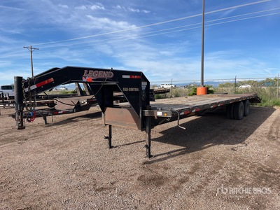 2013 Legend 32 ft T/A Gooseneck トレーラー