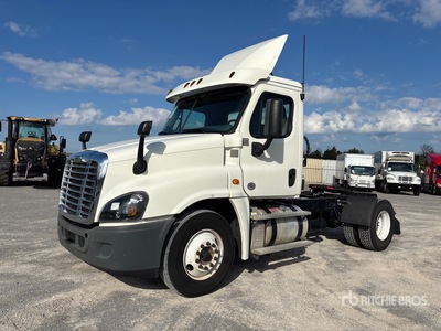 2019 Freightliner Cascadia 125 4x2 Day Cab Truck Tractor