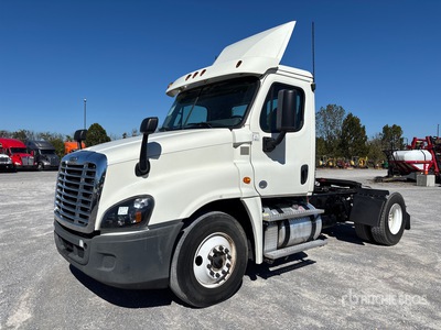 2019 Freightliner Cascadia 125 4x2 S/A Day Cab Truck Tractor
