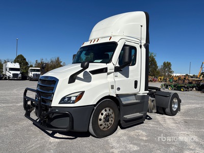 2022 Freightliner Cascadia 116 4x2 Ciągnik siodłowy z kabiną dzienną S/A
