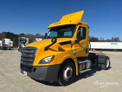 2019 Freightliner Cascadia 126 4x2 S/A Day Cab Truck Tractor