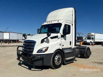 2022 Freightliner Cascadia 116 4x2 S/A Day Cab Truck Tractor