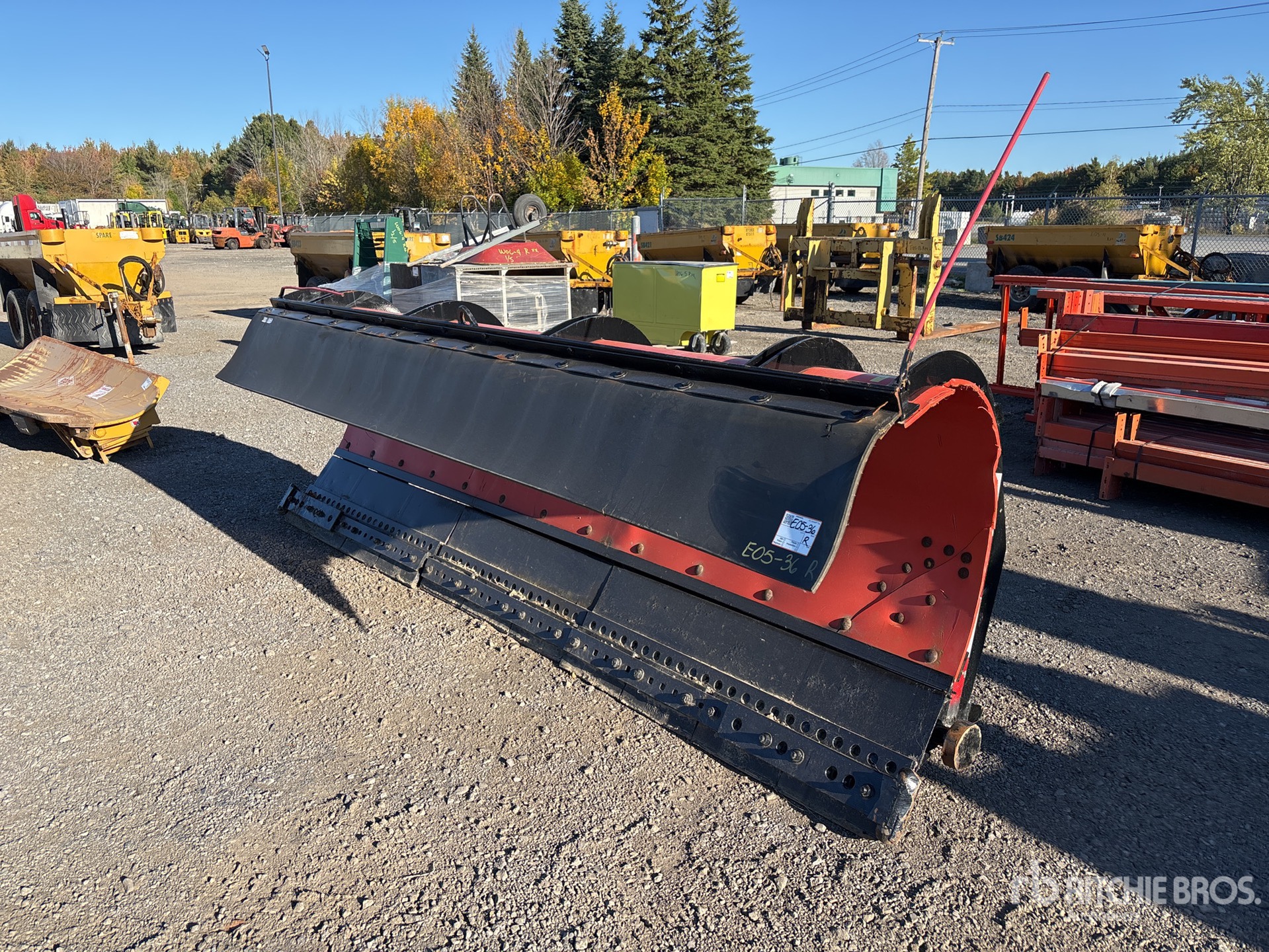 Frink FRK3911TE 11 ft Hydraulic Reversing Snow Plow - Fits Truck