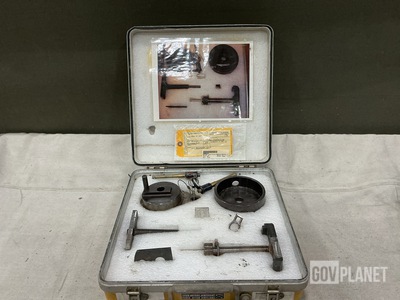 Boeing RE168326022-1 Aircraft Maintenance Fixture Set
