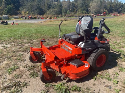 Kubota Z726XKW-3-60 Zero-Turn Lawn Mower