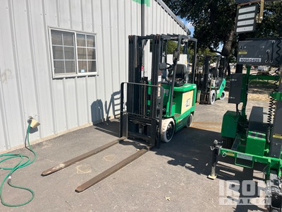 2016 Mitsubishi FBC25N 4450 lb Electric Forklift (Inoperable)