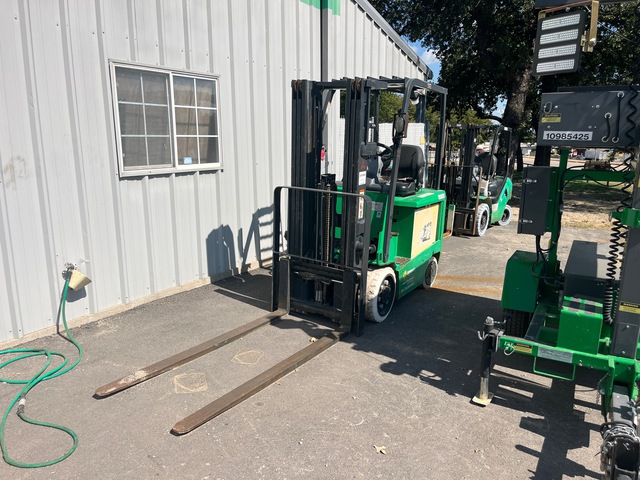 2016 Mitsubishi FBC25N 4450 lb Electric Forklift (Inoperable) 2016 Mitsubishi FBC25N 4450 lb Electric Forklift (Inoperable)