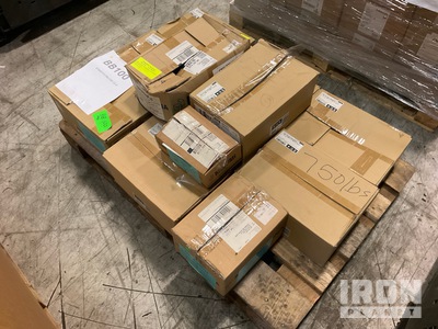 Quantity of 87040715 Hex Screws その他 - 機械部品 (Unused)