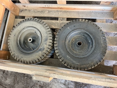 Quantity of (2) Carlisle 18x8.50-8 Tyres