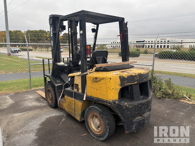 MONTACARGAS YALE GDP80FS