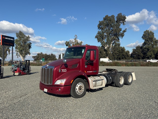 2014 Peterbilt 579 6x4 T/A Day Cab Truck Tractor