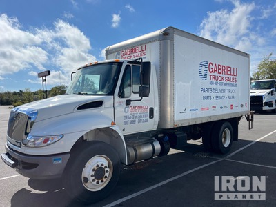 2018 International 4300 4x2 Van Truck