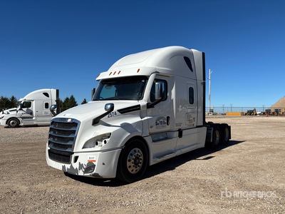 2020 Freightliner Cascadia 126 6x4 T/A Sleeper Truck Tractor (Inoperable)