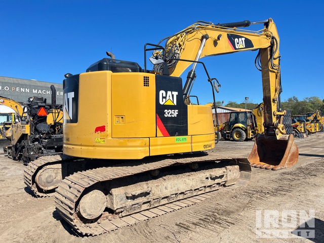 EXCAVADORA 2016 CATERPILLAR 325FLCR