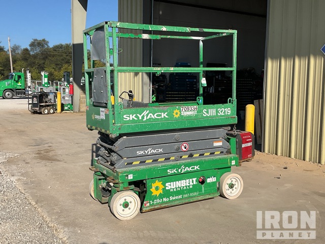 ELEVADOR TIJERA 2015 SKYJACK SJIII3219