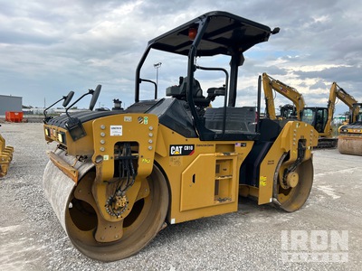 2019 Cat CB10 Double Drum Roller