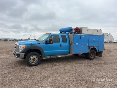 2015 Ford F-550 XLT 4x4 Extended Cab Autocarro saldatrice