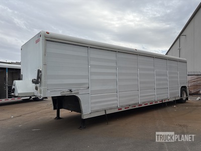 2008 Mickey 14 Bay S/A Beverage Trailer