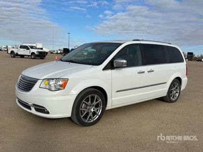2015 Chrysler Town & Country Minivan