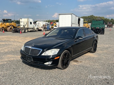 2007 Mercedes-Benz S550 Automobile
