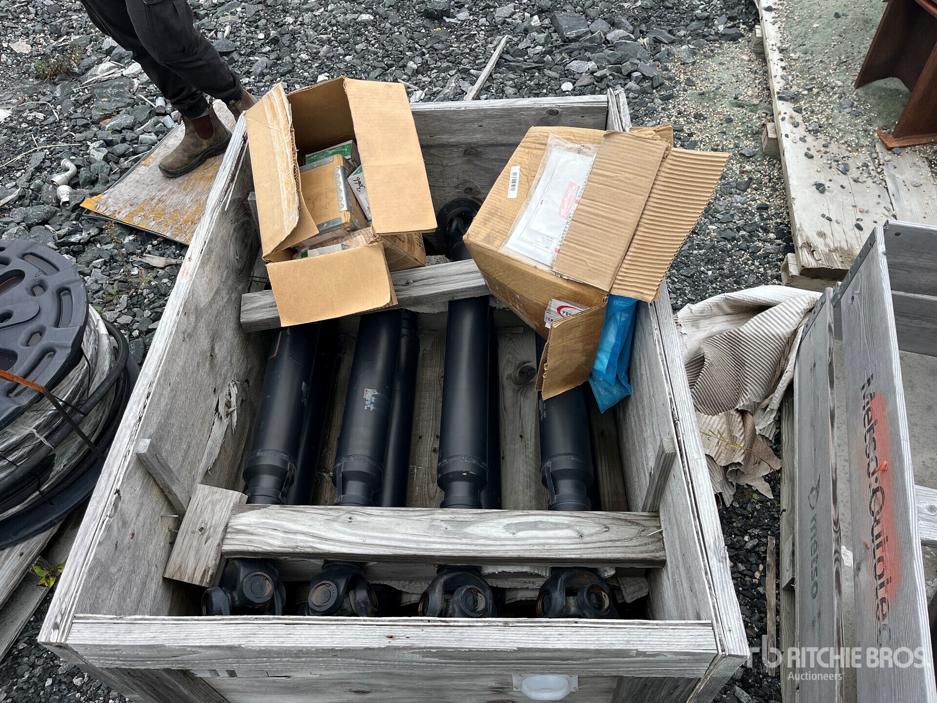 Tote of Driveshafts (Unused)