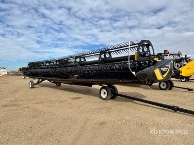 2020 MacDon FD140 40 ft Flex Draper Combine Header