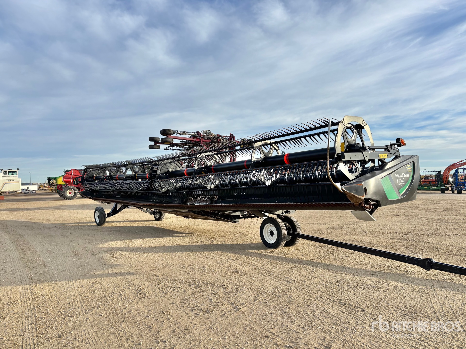 2018 MacDon FD140 40 ft Flex Draper Combine Header