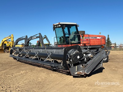 2007 Massey Ferguson 9430 30 ft Swather Andanatore