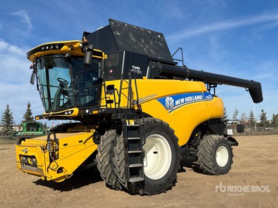 2017 New Holland CR8.90 Elevation Mietitrebbia