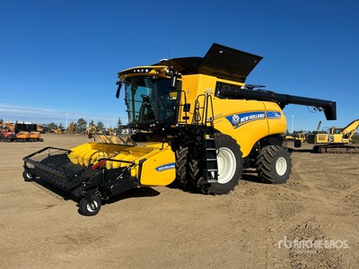 2021 New Holland CR 10.90 Mähdrescher